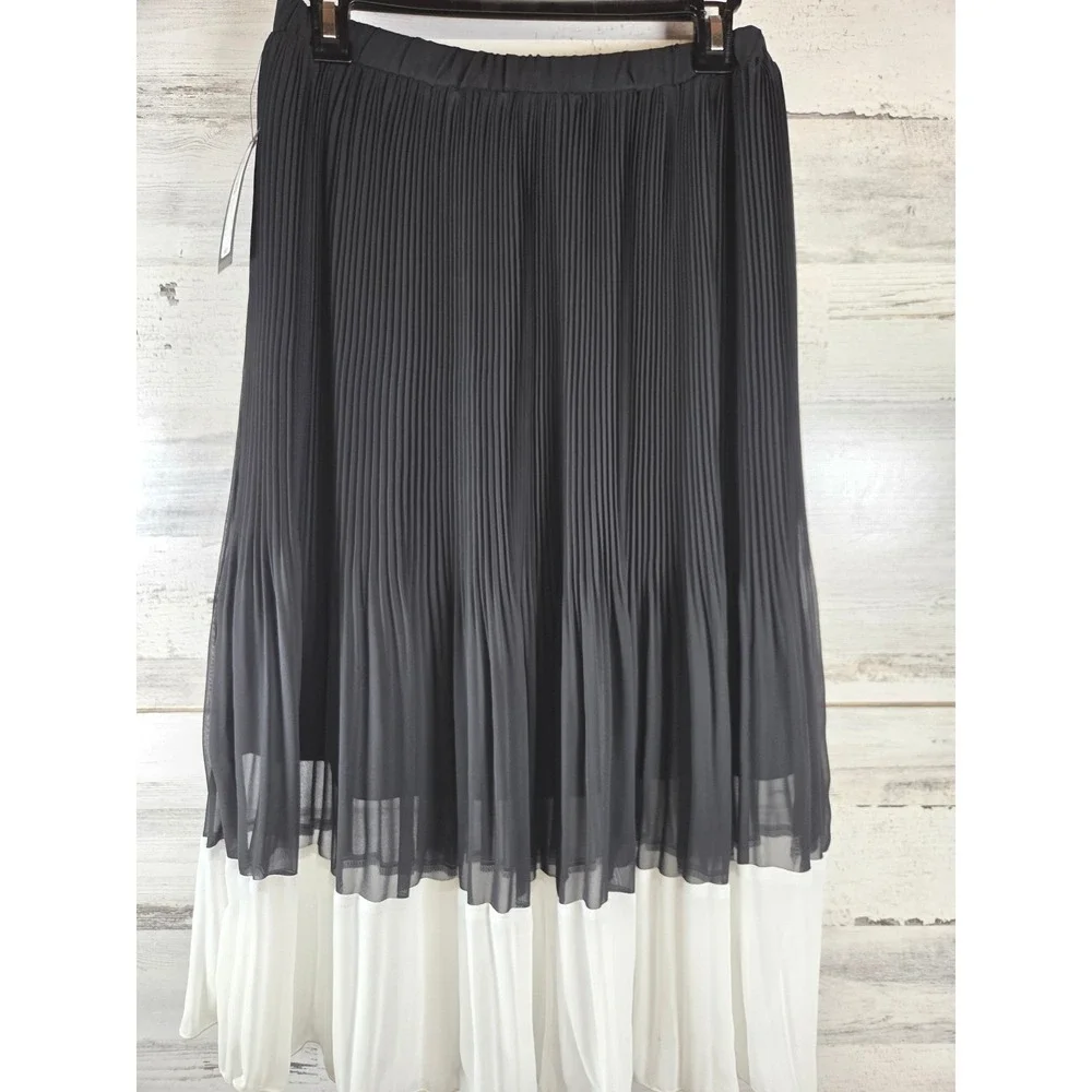 Worthington‎ Pleated Skirt Women Small Black White Colorblock Midi NWT